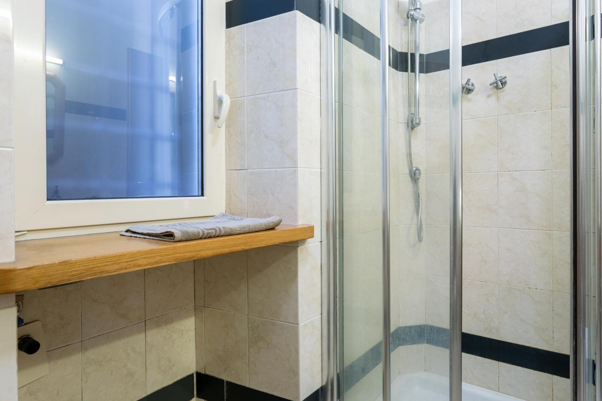 Holiday Homes Rome - Green Apartment S Camillo - Near Trastevere Eksteriør bilde