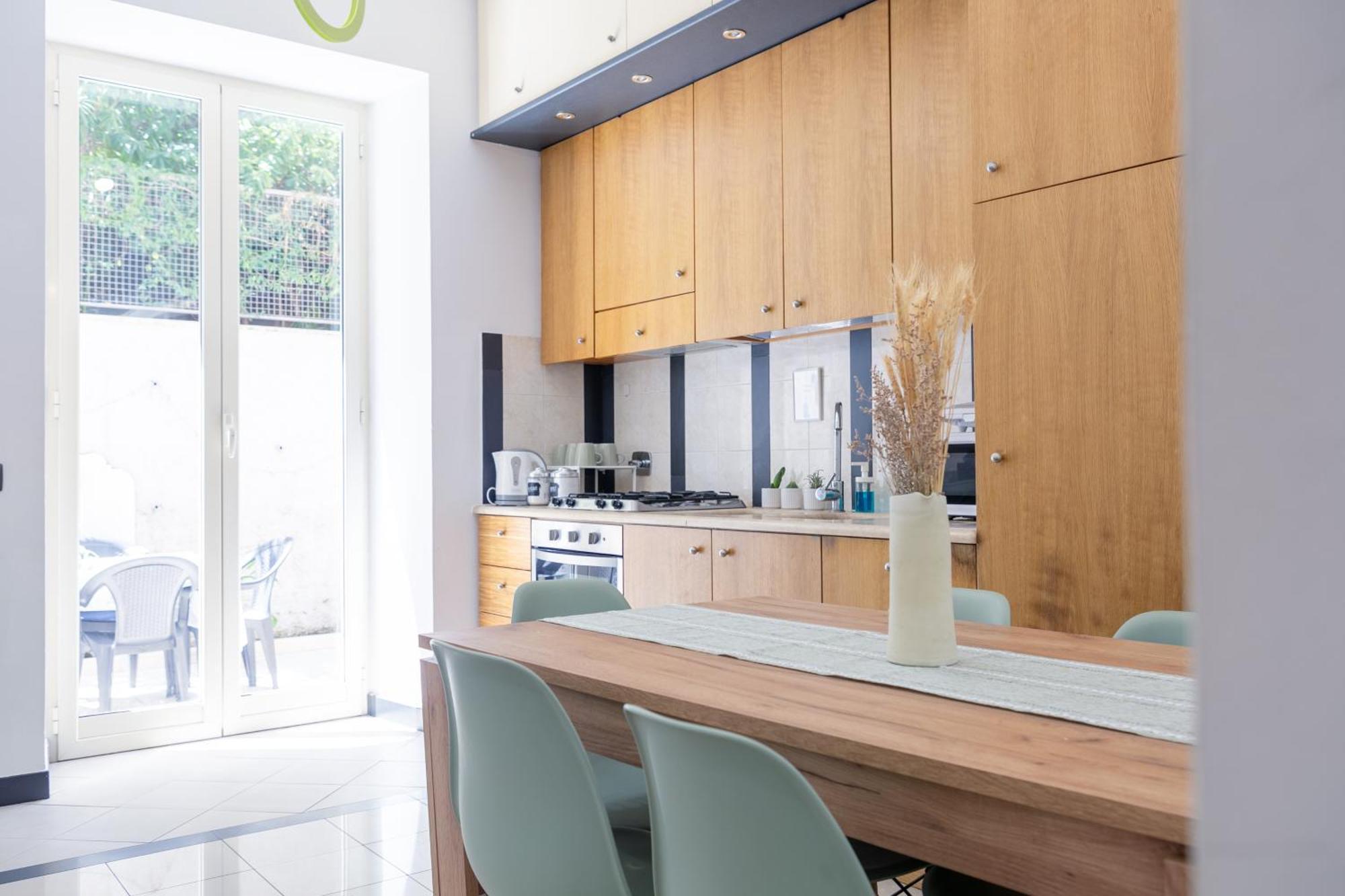 Holiday Homes Rome - Green Apartment S Camillo - Near Trastevere Eksteriør bilde