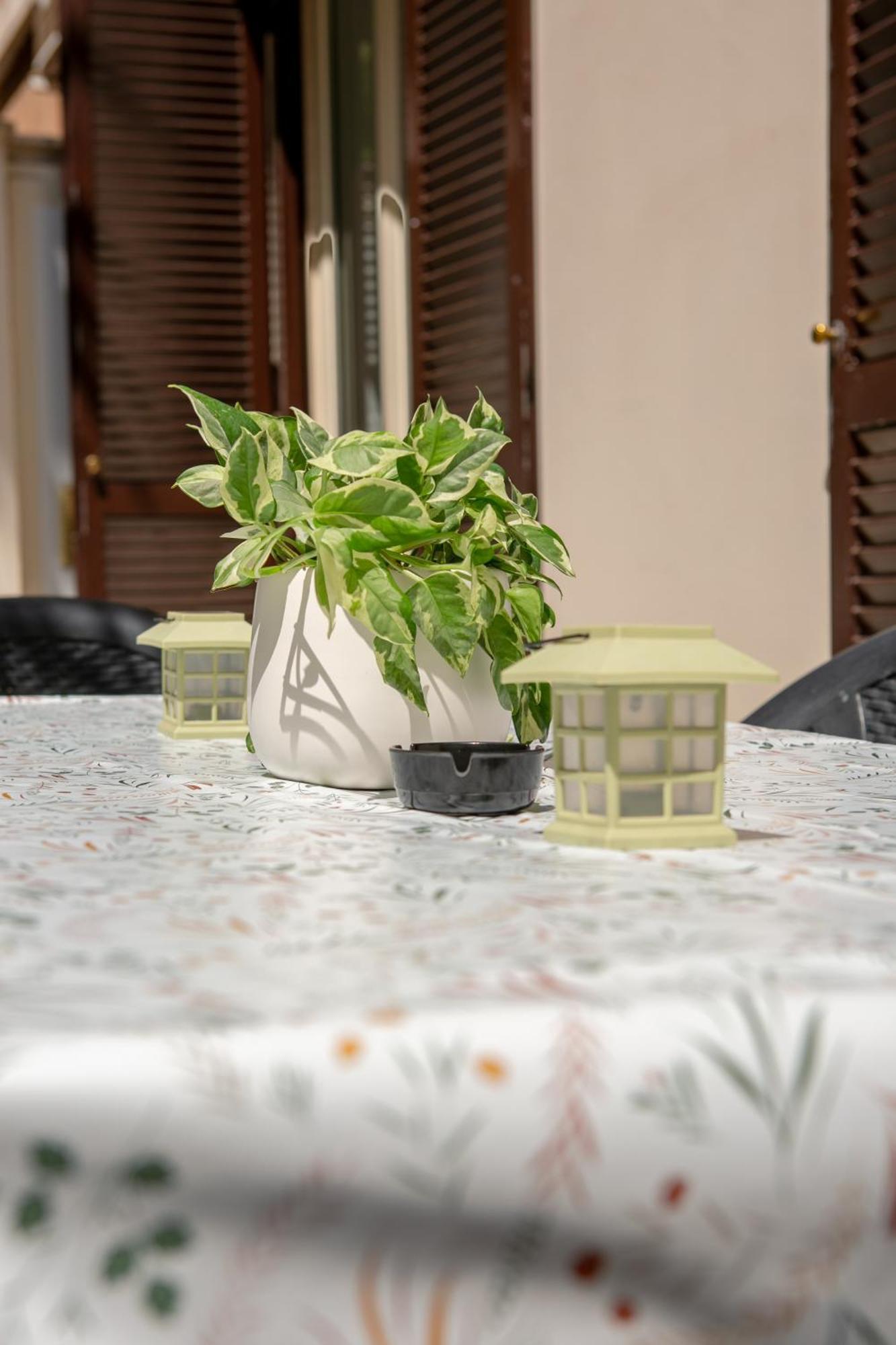 Holiday Homes Rome - Green Apartment S Camillo - Near Trastevere Eksteriør bilde